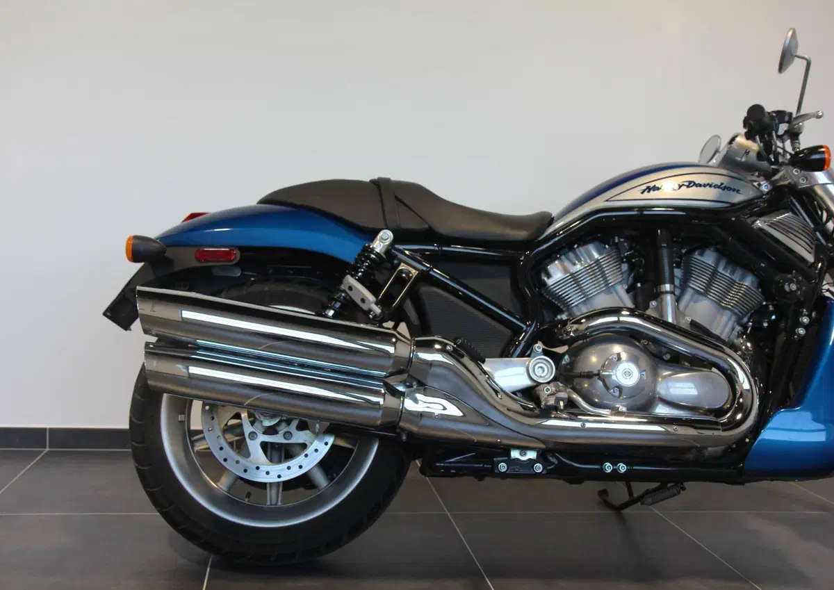 Harley-Davidson 1130 Street Rod (2006 - 07) - VRSCR (7)