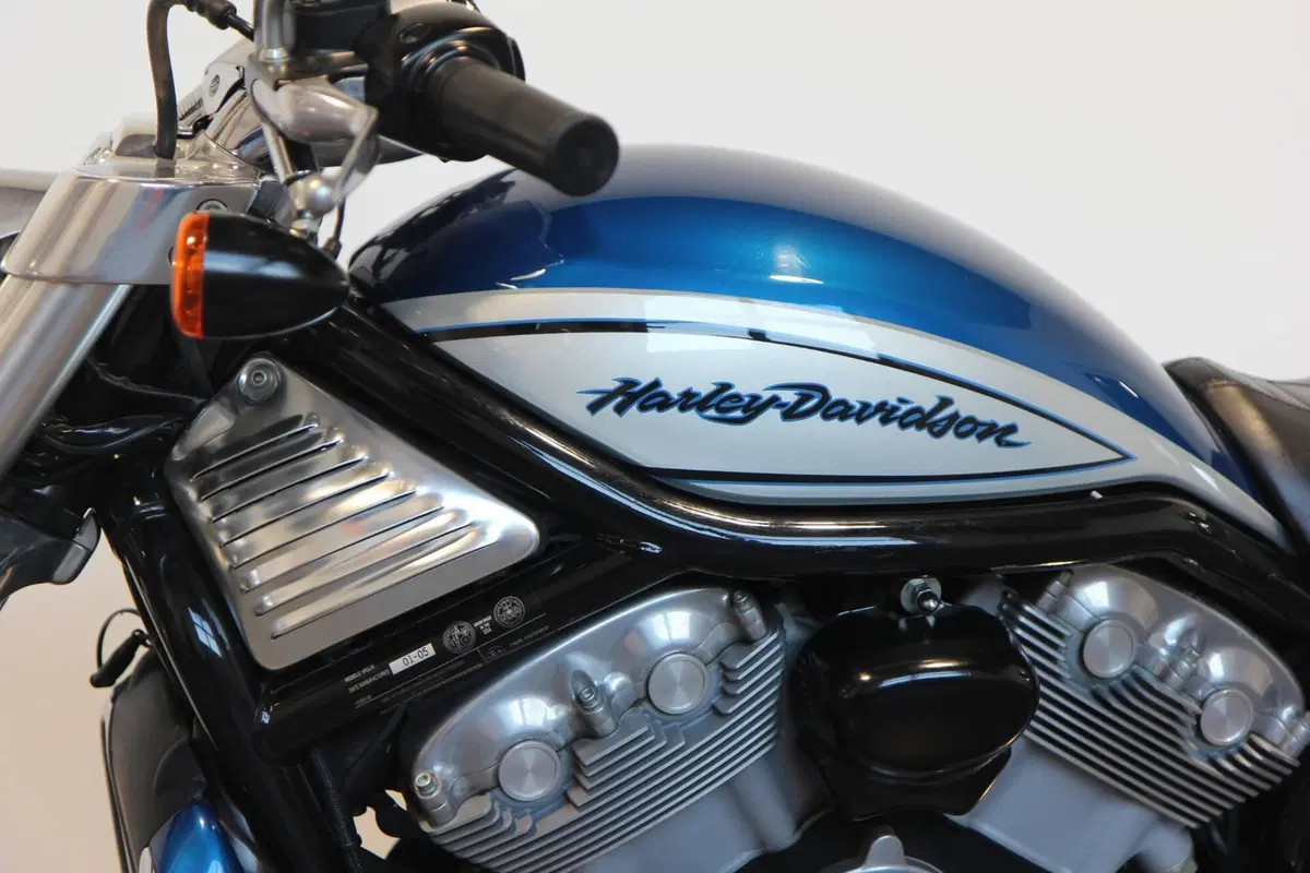Harley-Davidson 1130 Street Rod (2006 - 07) - VRSCR (12)