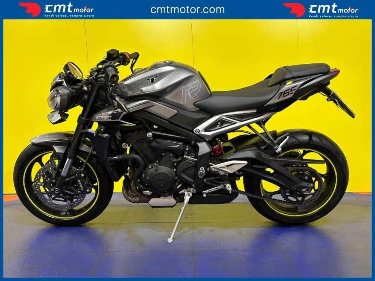 Triumph Street Triple R (2020 - 22) (3)