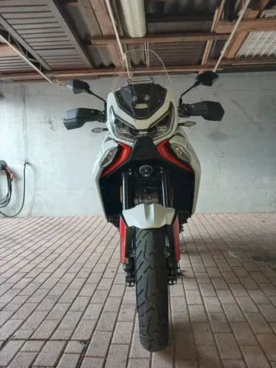 Moto Morini X-Cape 1200 (2026) usata
