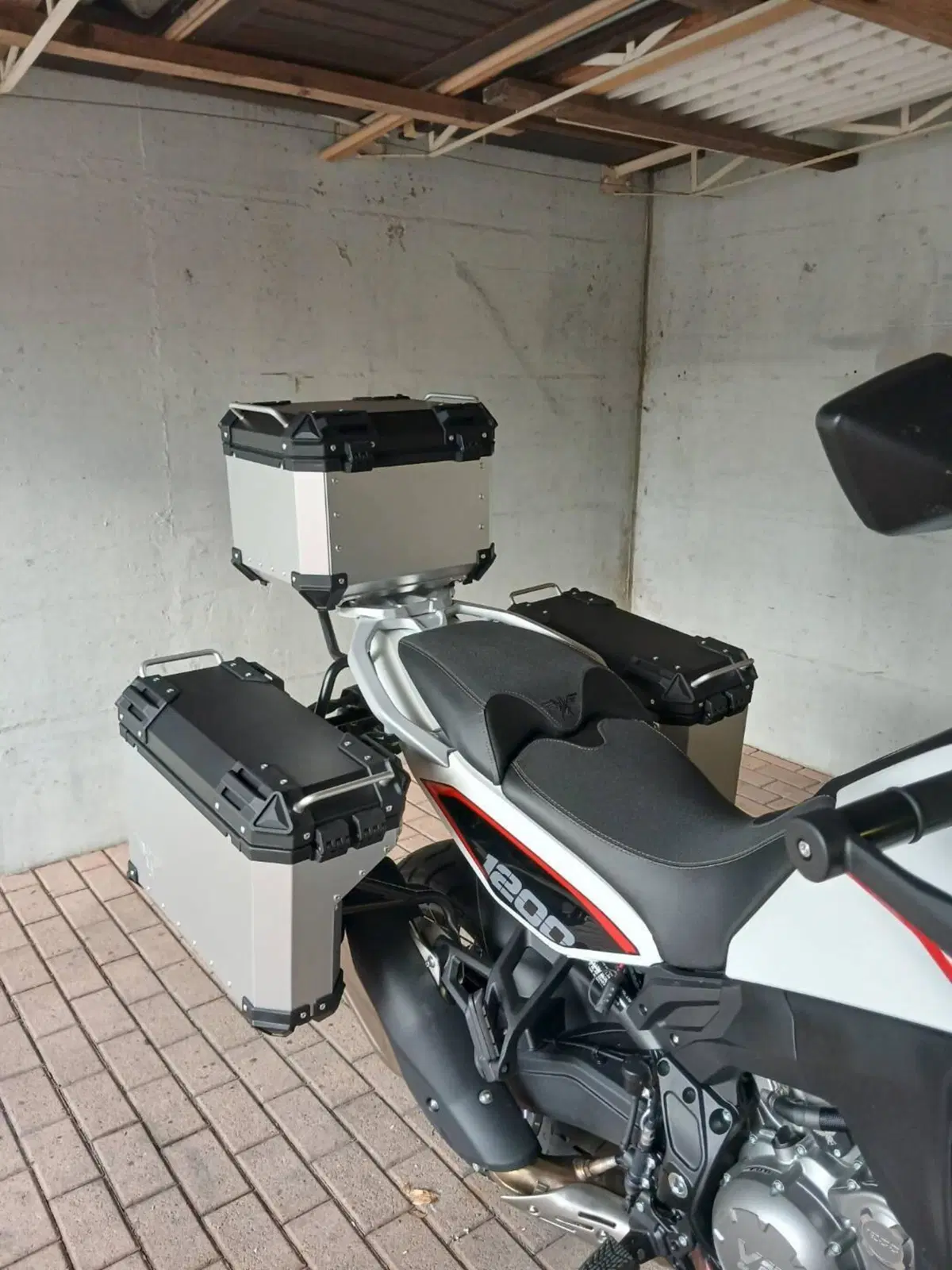 Moto Morini X-Cape 1200 (2026) (5)