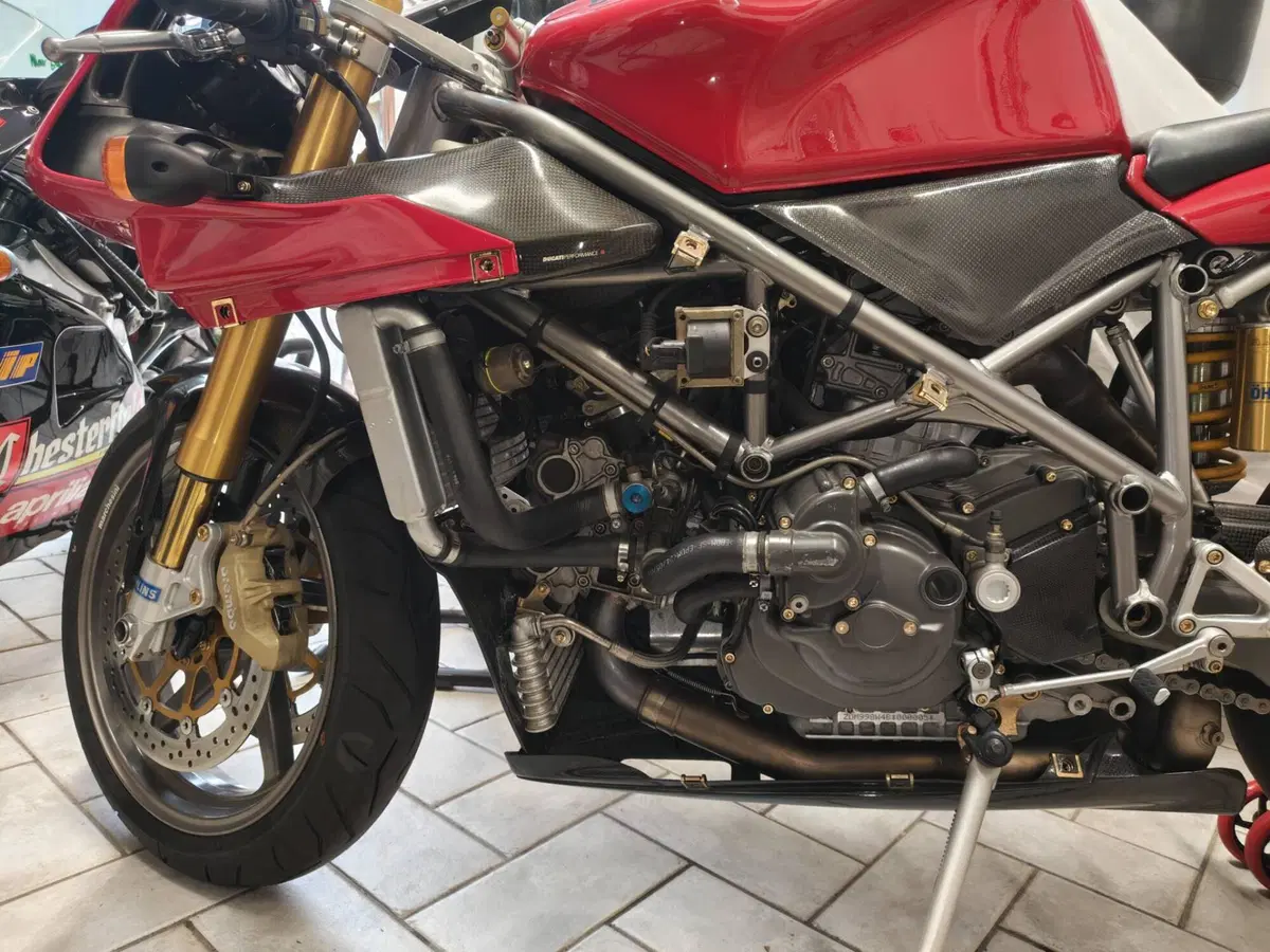 Ducati 996 R (2001) (9)