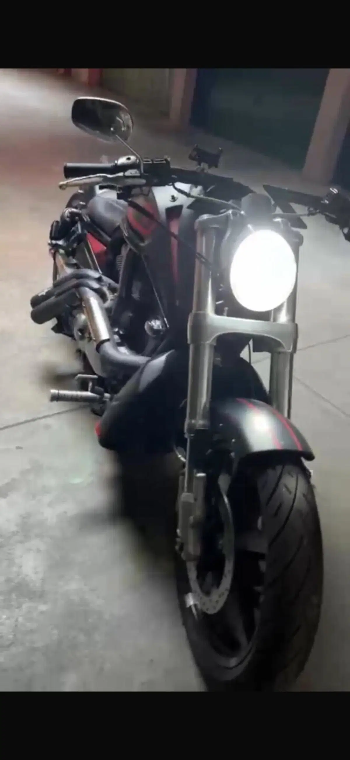 Harley-Davidson 1250 V-Rod Muscle (2009 - 17) - VRSCF (5)