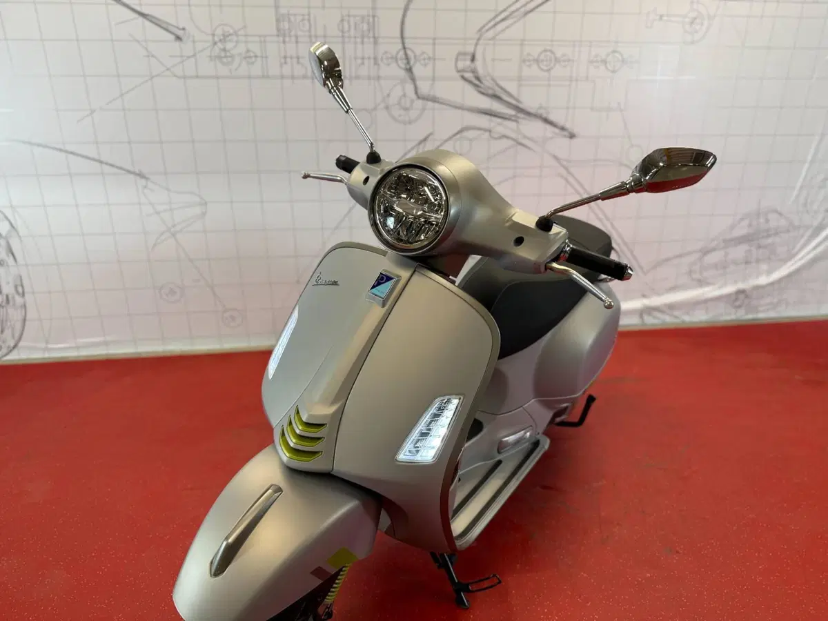 Vespa GTS 300 Super Tech (2023 - 24) (12)