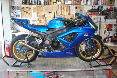 Suzuki GSX R 750 (2008 - 10) usata