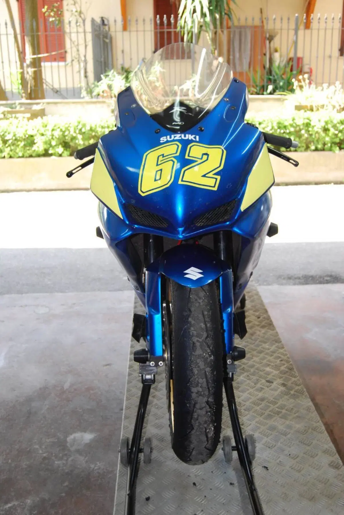 Suzuki GSX R 750 (2008 - 10) (4)