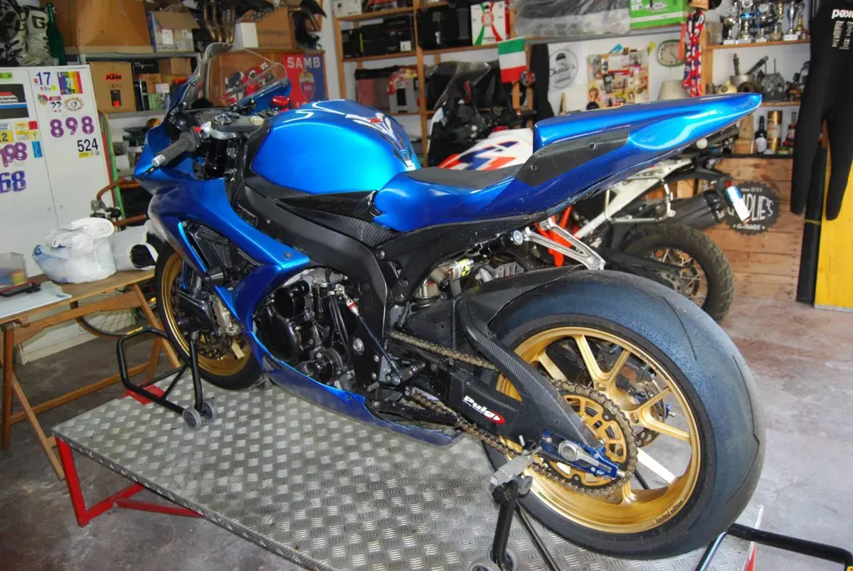 Suzuki GSX R 750 (2008 - 10) (5)