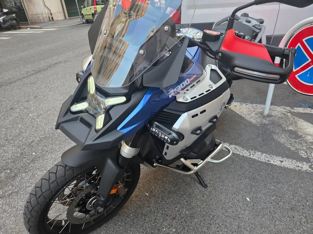 Bmw R 1300 GS Adventure Trophy (2025 - 26) (5)