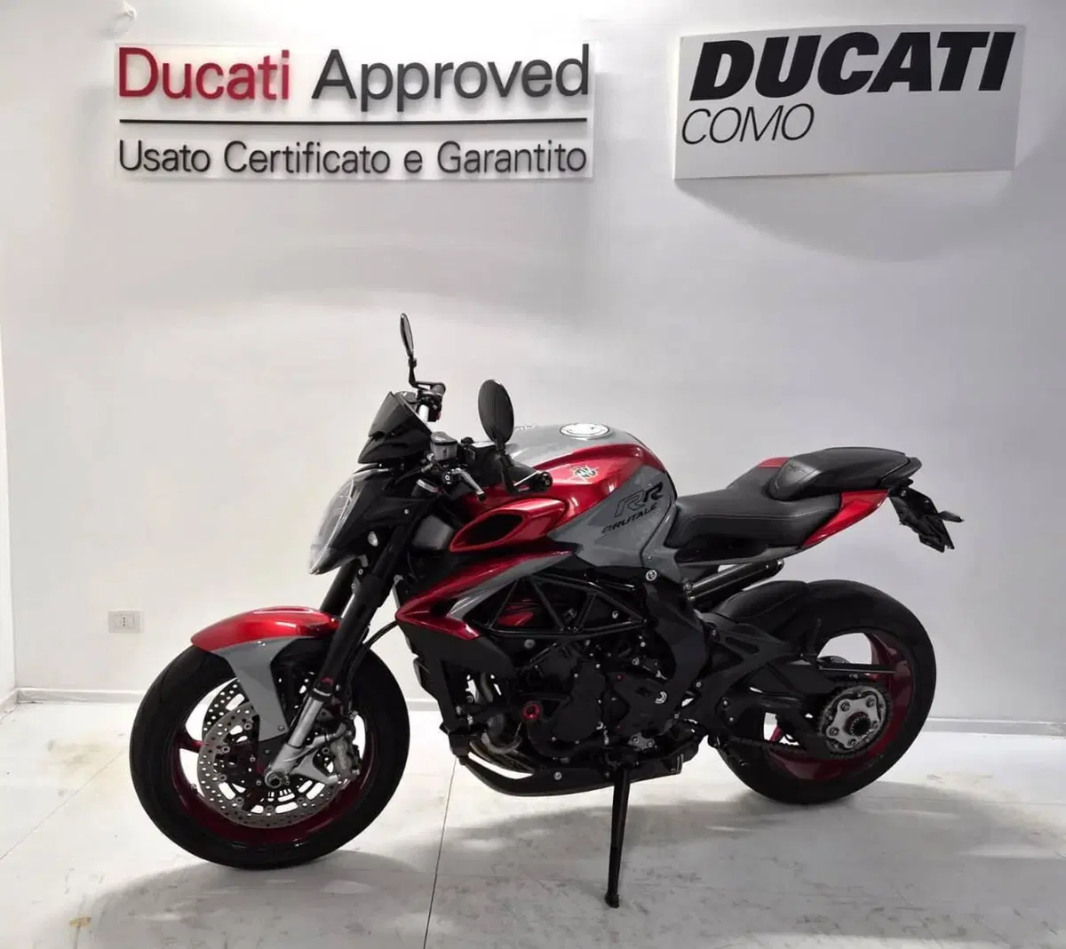 MV Agusta Brutale 800 RR (2021 - 25) (2)