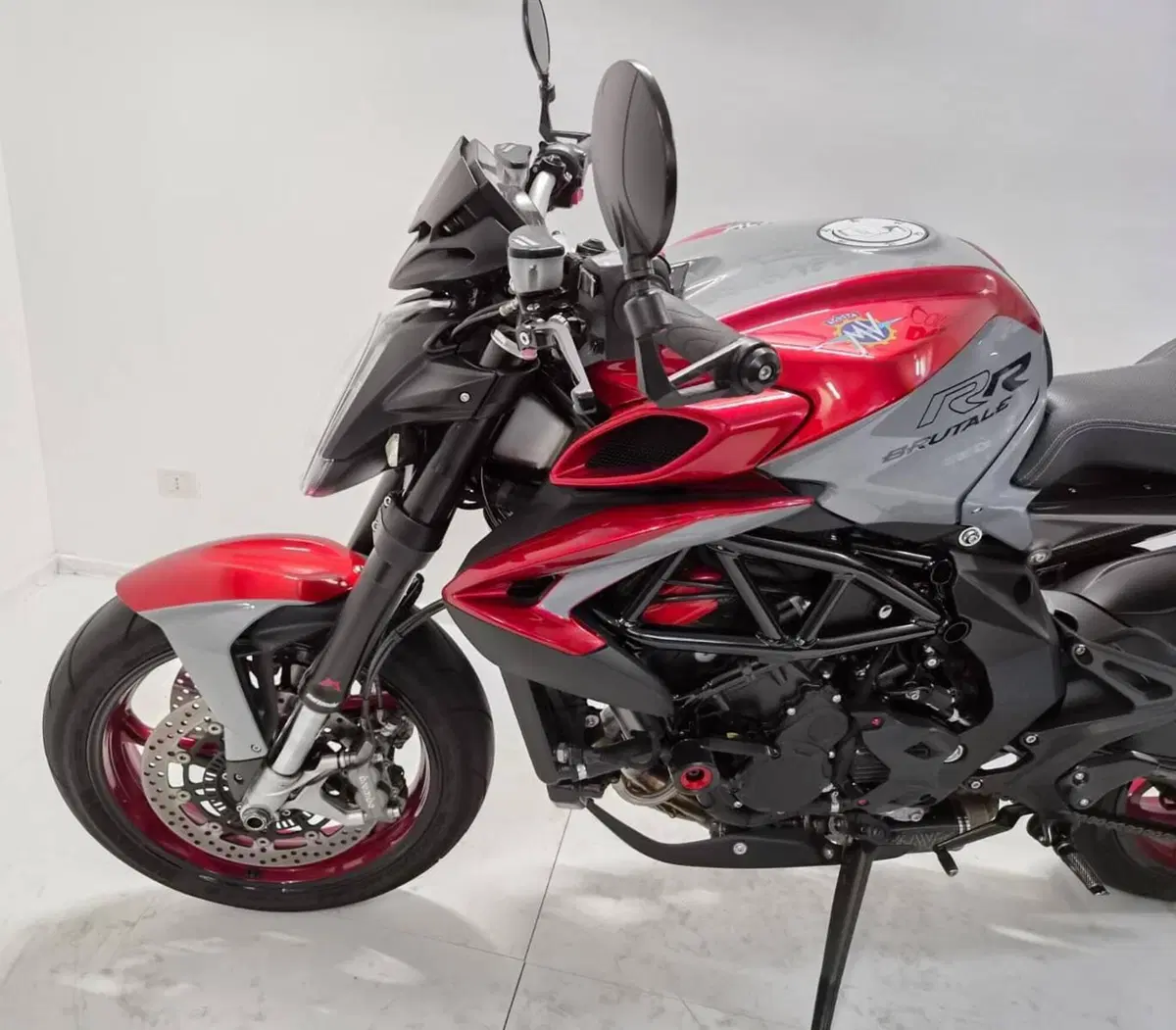 MV Agusta Brutale 800 RR (2021 - 25) (6)