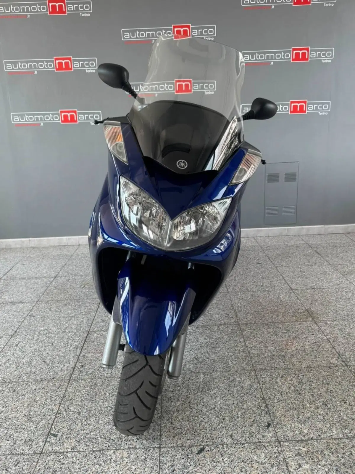 Yamaha Majesty 400 (2004 - 08) (2)