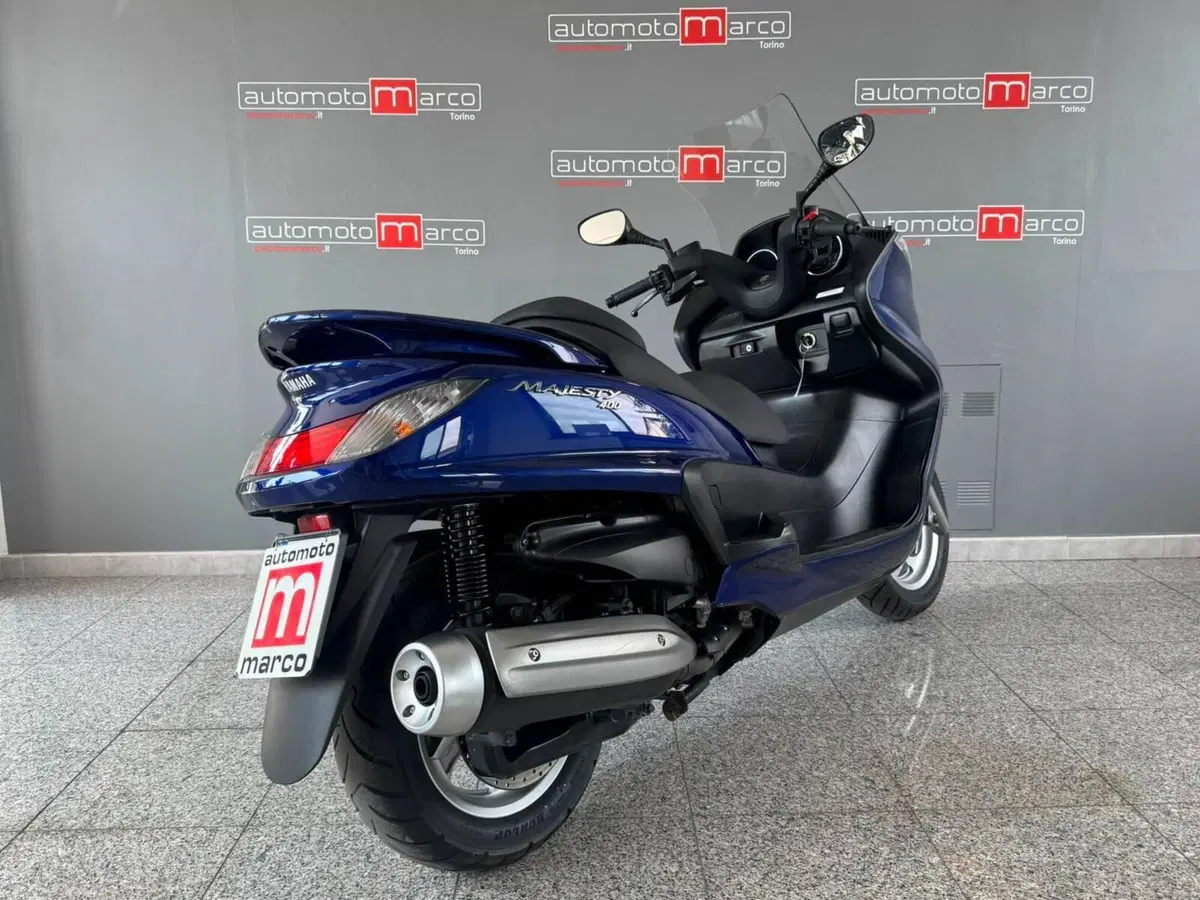 Yamaha Majesty 400 (2004 - 08) (4)