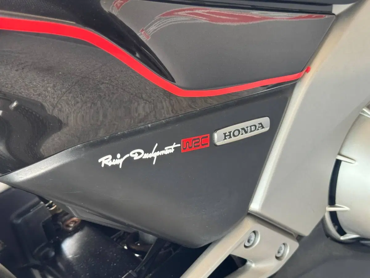 Honda Integra 700 (2011 - 13) (9)