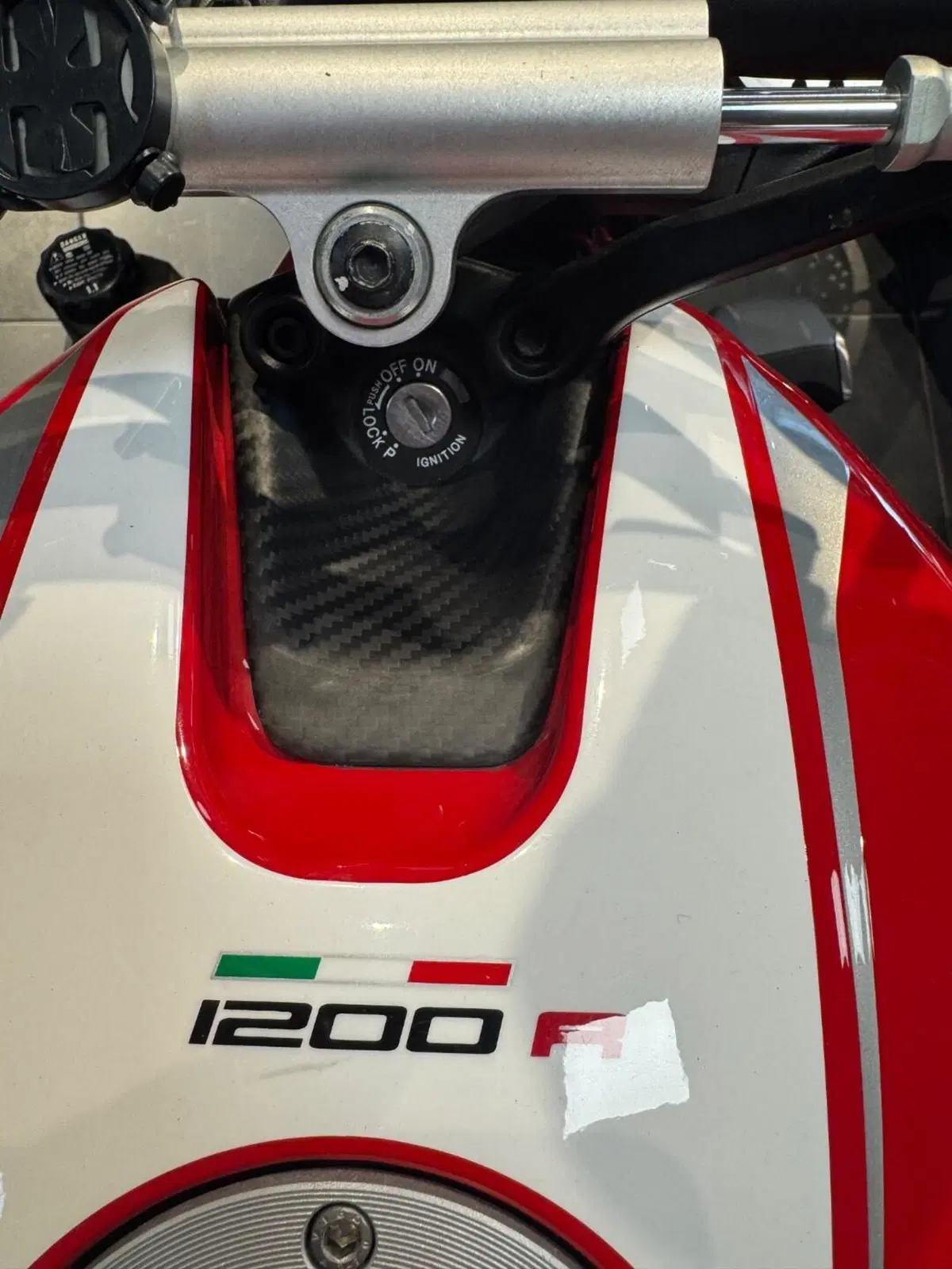 Ducati Monster 1200 R (2016 - 19) (13)