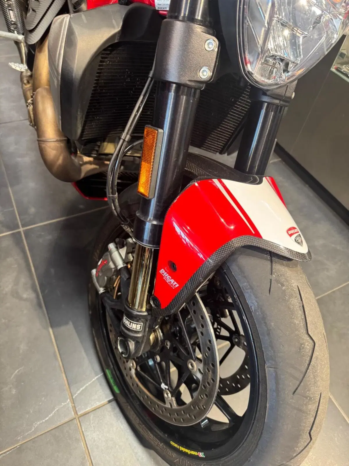 Ducati Monster 1200 R (2016 - 19) (16)
