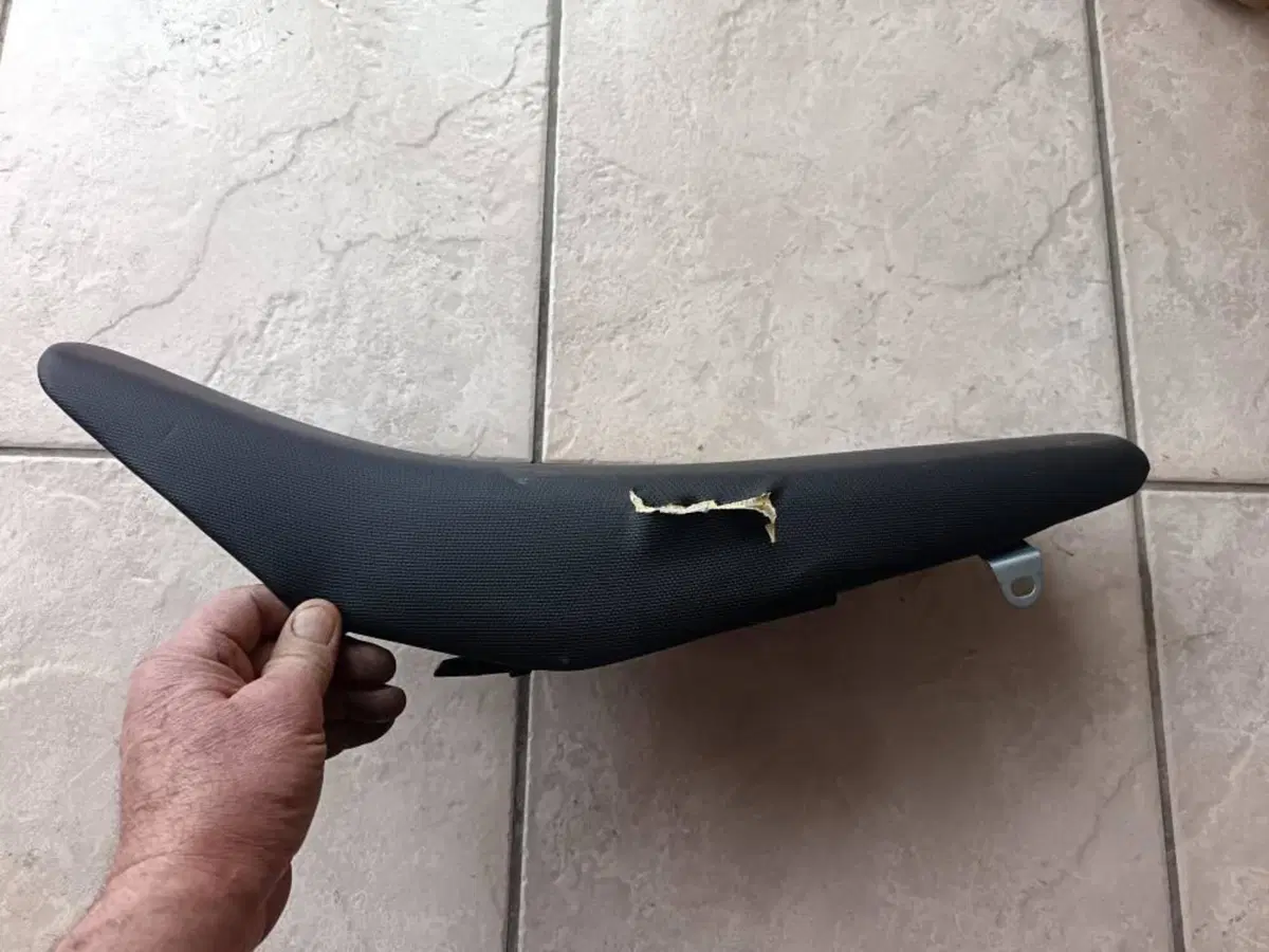 Kit Codini Portanumero e Selle Pitbike Usati Varie Pit-Bike (8)