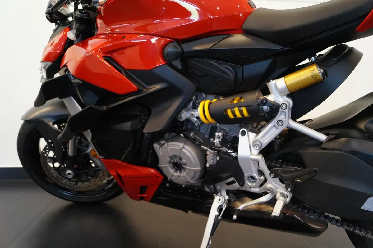 Ducati Streetfighter V2 (2022 - 24) (6)