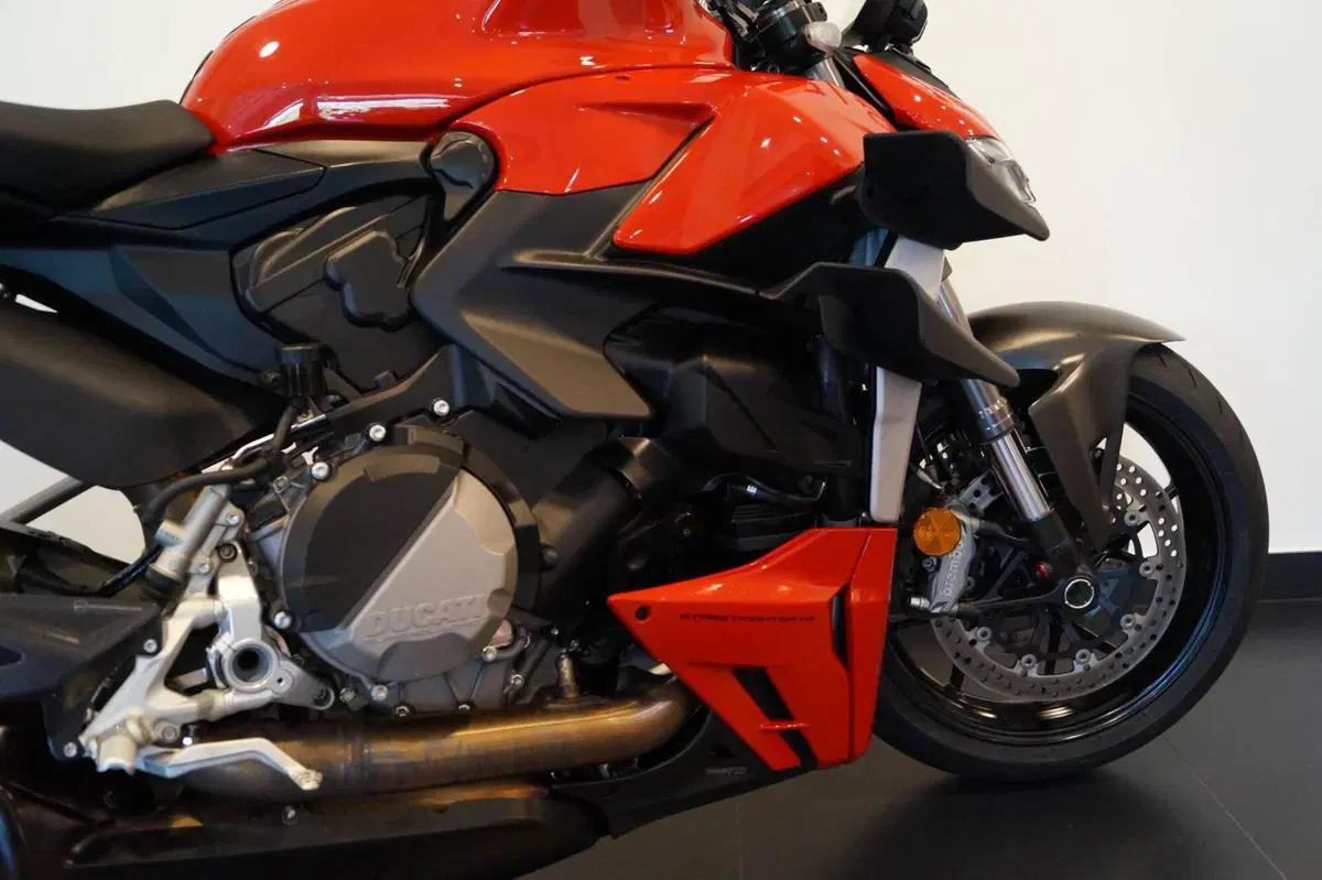 Ducati Streetfighter V2 (2022 - 24) (9)