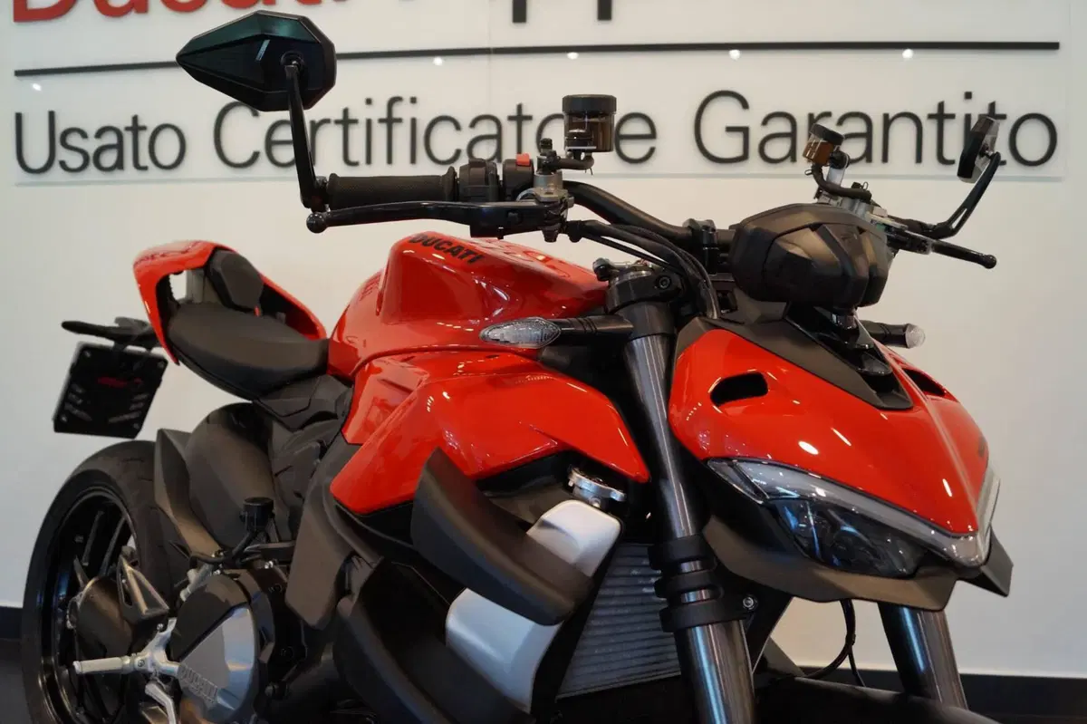 Ducati Streetfighter V2 (2022 - 24) (12)
