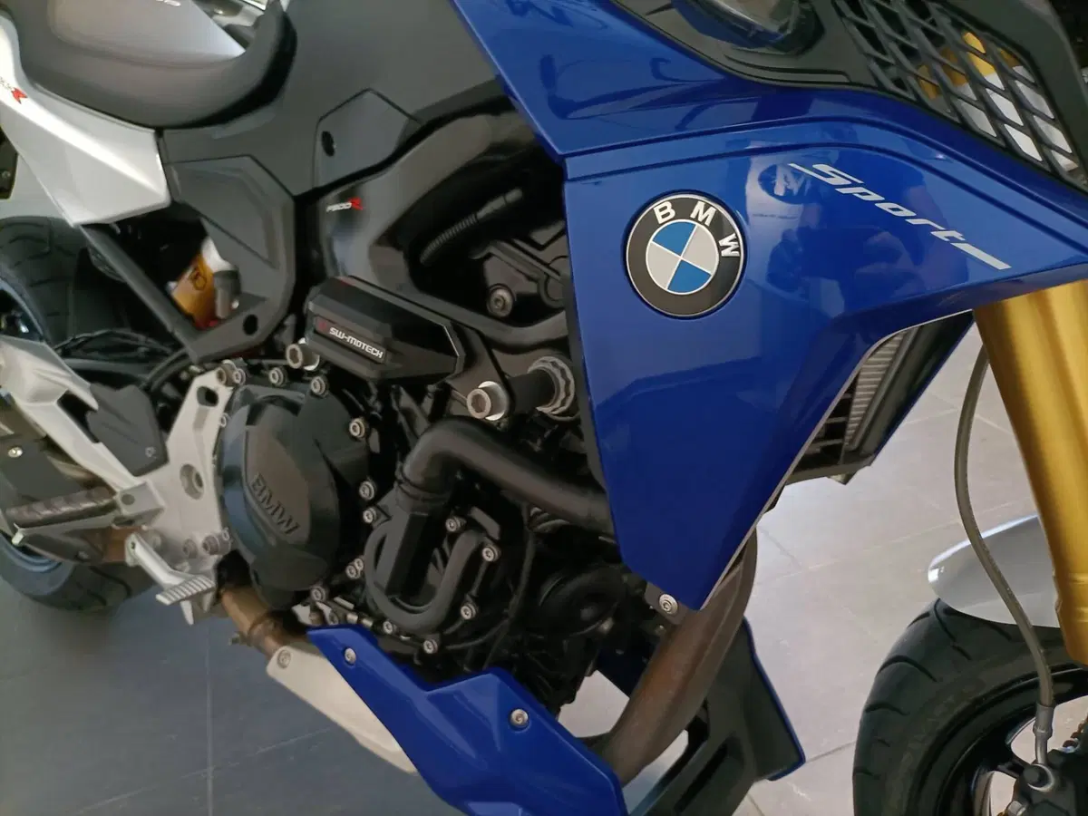 Bmw F 900 R (2021 - 24) (11)