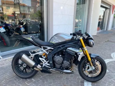 Triumph Speed Triple 1200 RS (2021 - 24) usata