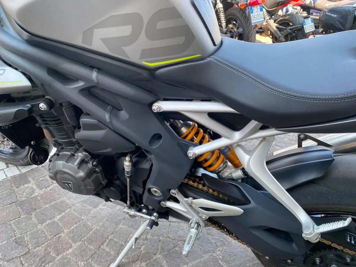 Triumph Speed Triple 1200 RS (2021 - 24) (5)