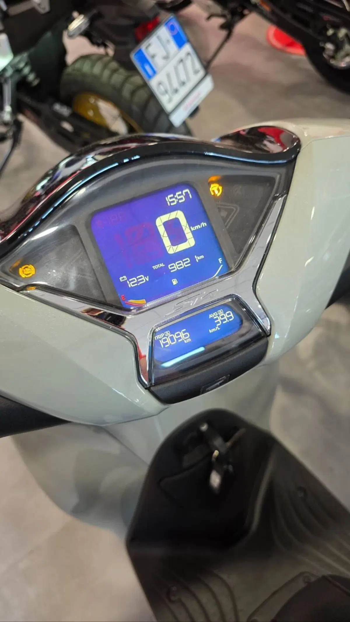 Honda SH 150i (2024 - 25) (6)