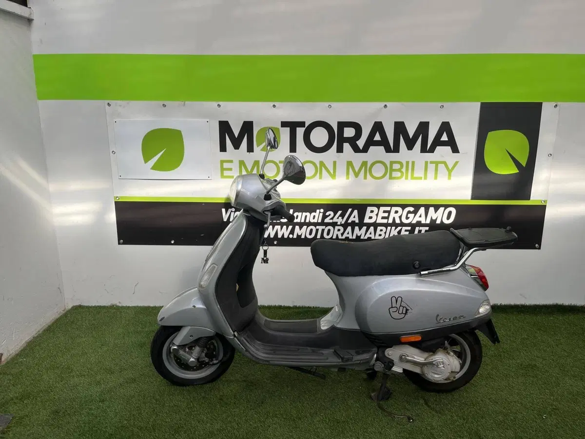 Vespa LX 50 4T (2009 - 14) (3)