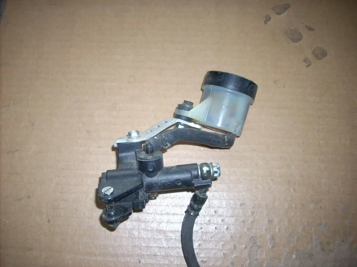 Ricambi Usati Originali Honda CBR 900 RR Fireblade (7)