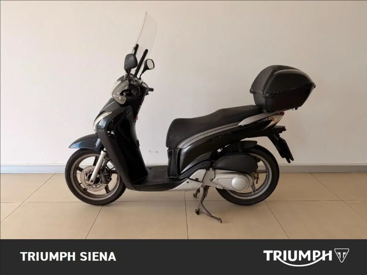 Honda SH 150i (2009 - 12) (3)
