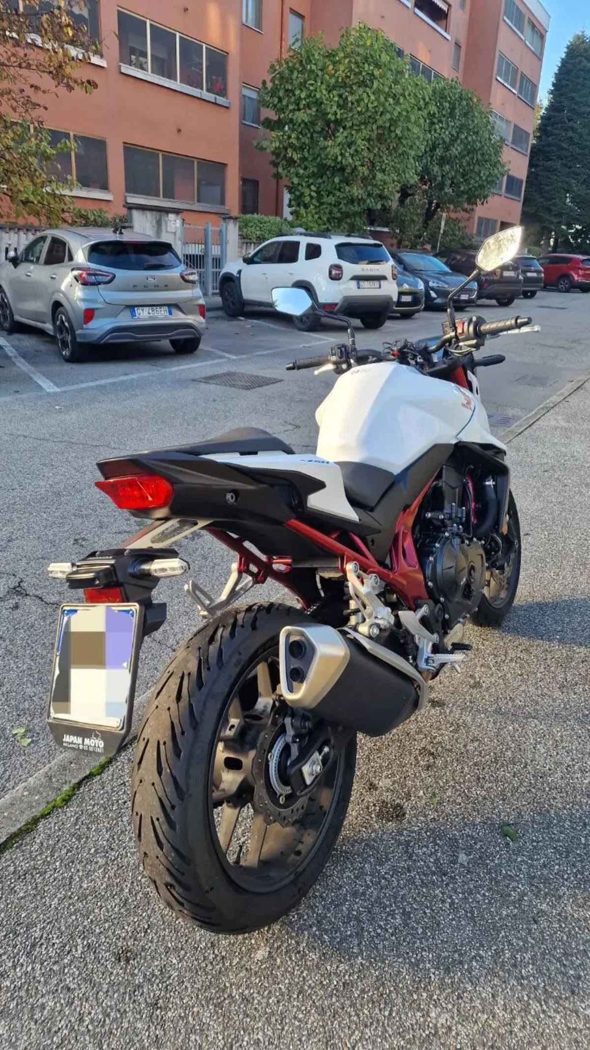 Honda CB 750 Hornet (2023 - 24) (6)