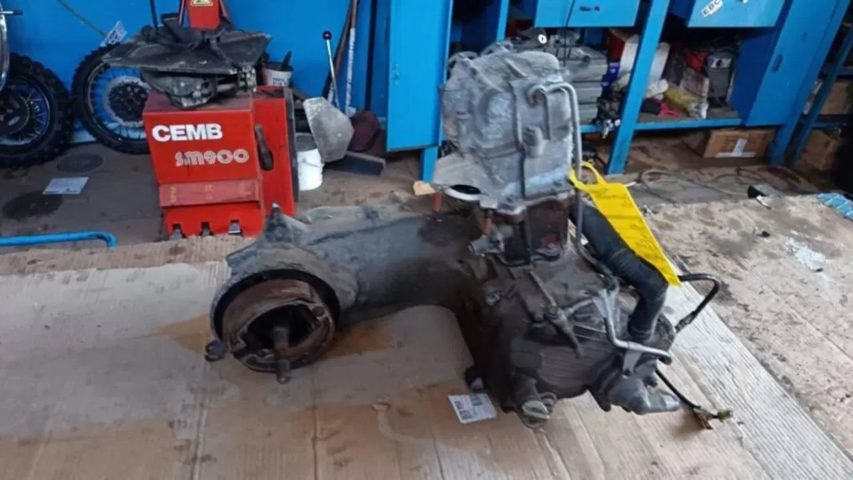 Ricambi Usati Honda Spazio CN 250 Helix Originali (2)