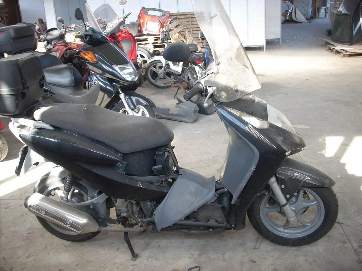 Ricambi Usati Honda Dylan 150 Originali Testati (4)