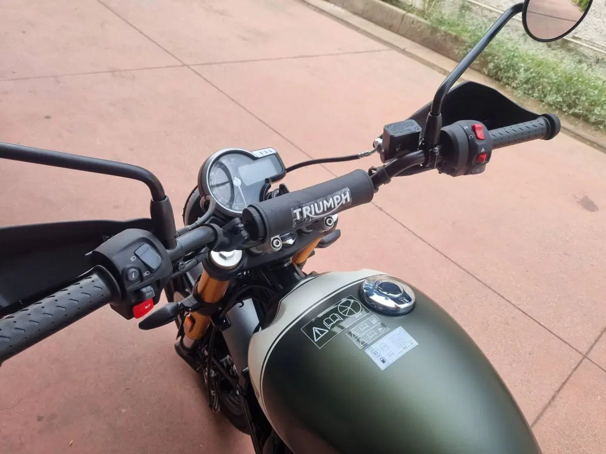 Triumph Scrambler 400 X (2024 - 26) (7)