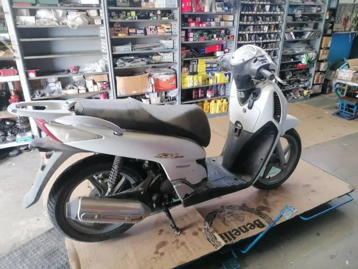 Ricambi Usati Originali Honda SH 125i 150i 2005 20 (3)