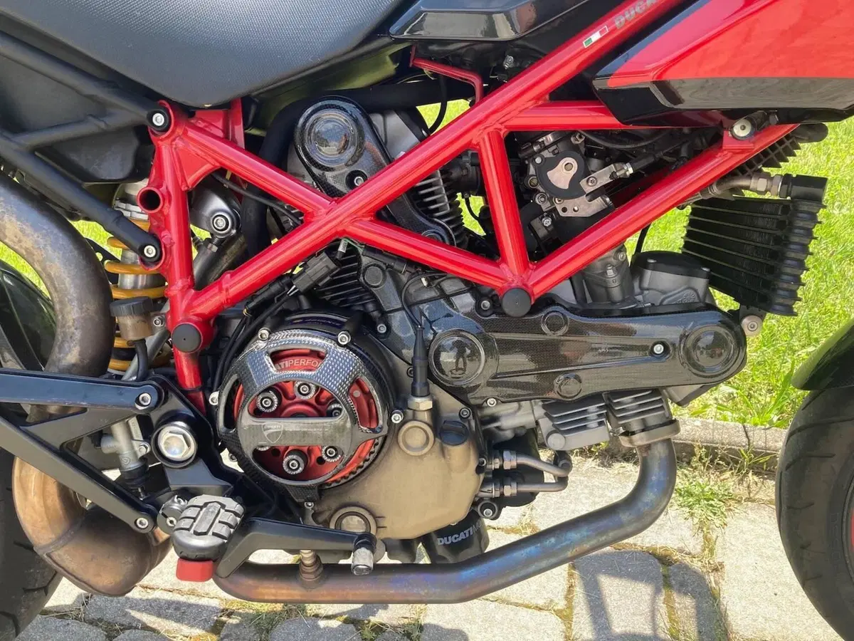 Ducati Hypermotard 1100 EVO SP (2010 - 12) (3)