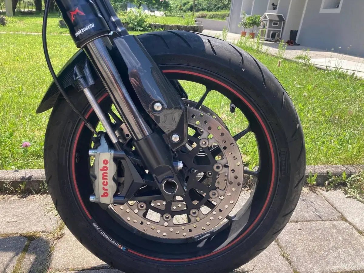 Ducati Hypermotard 1100 EVO SP (2010 - 12) (4)