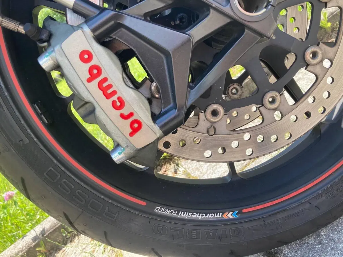 Ducati Hypermotard 1100 EVO SP (2010 - 12) (5)