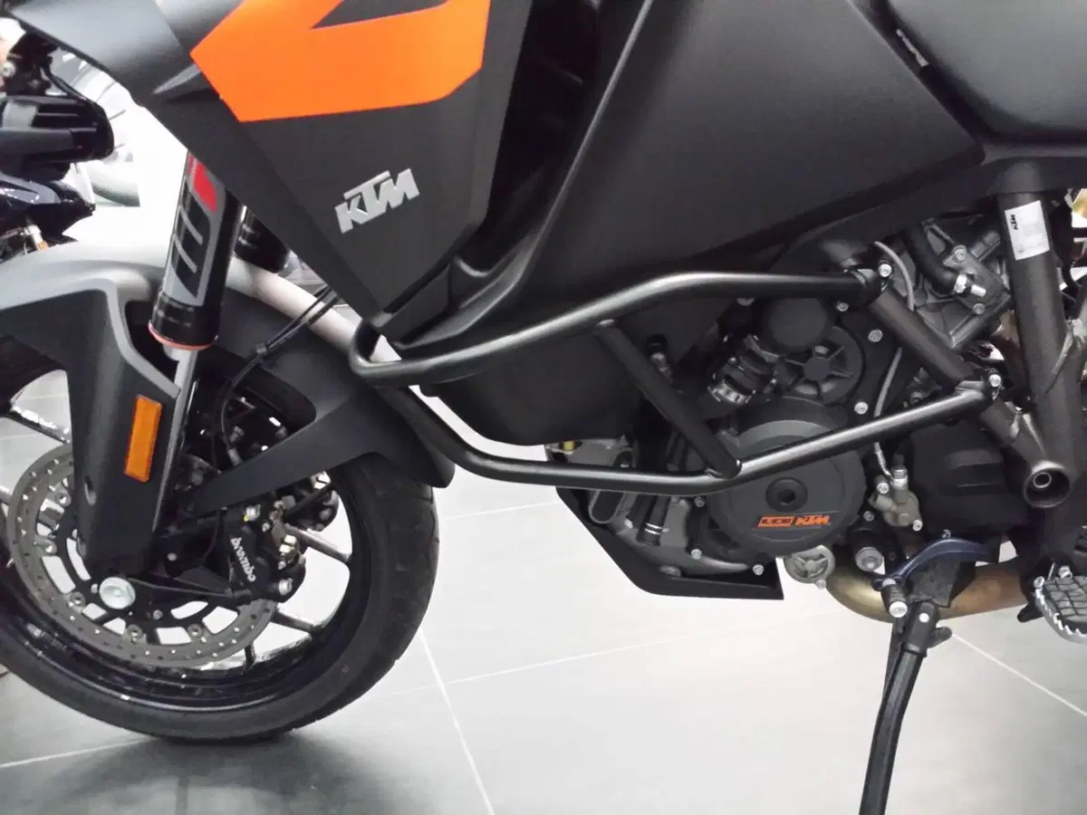 KTM 1290 Super Adventure S (2017 - 20) (4)