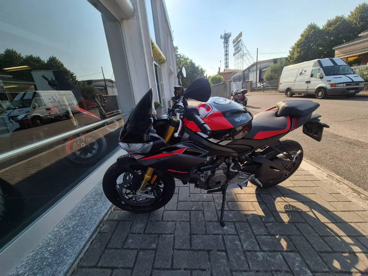 Aprilia Tuono 660 Factory (2025 - 26) (3)