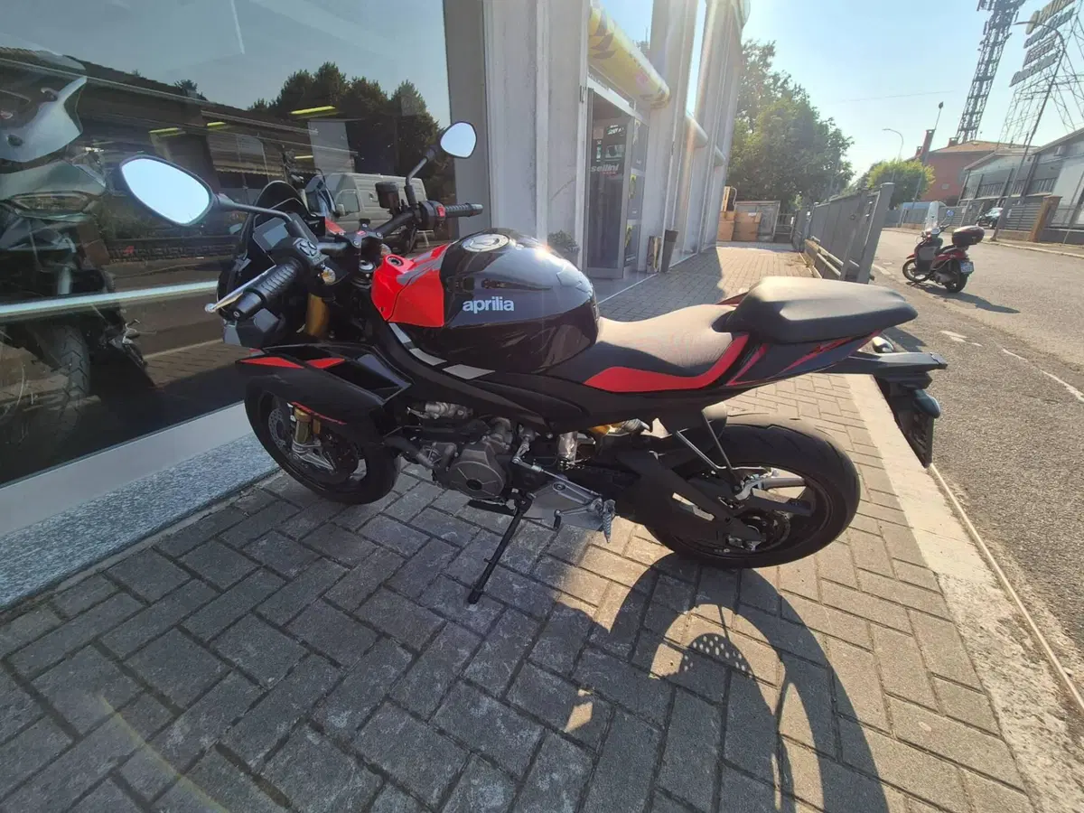 Aprilia Tuono 660 Factory (2025 - 26) (4)