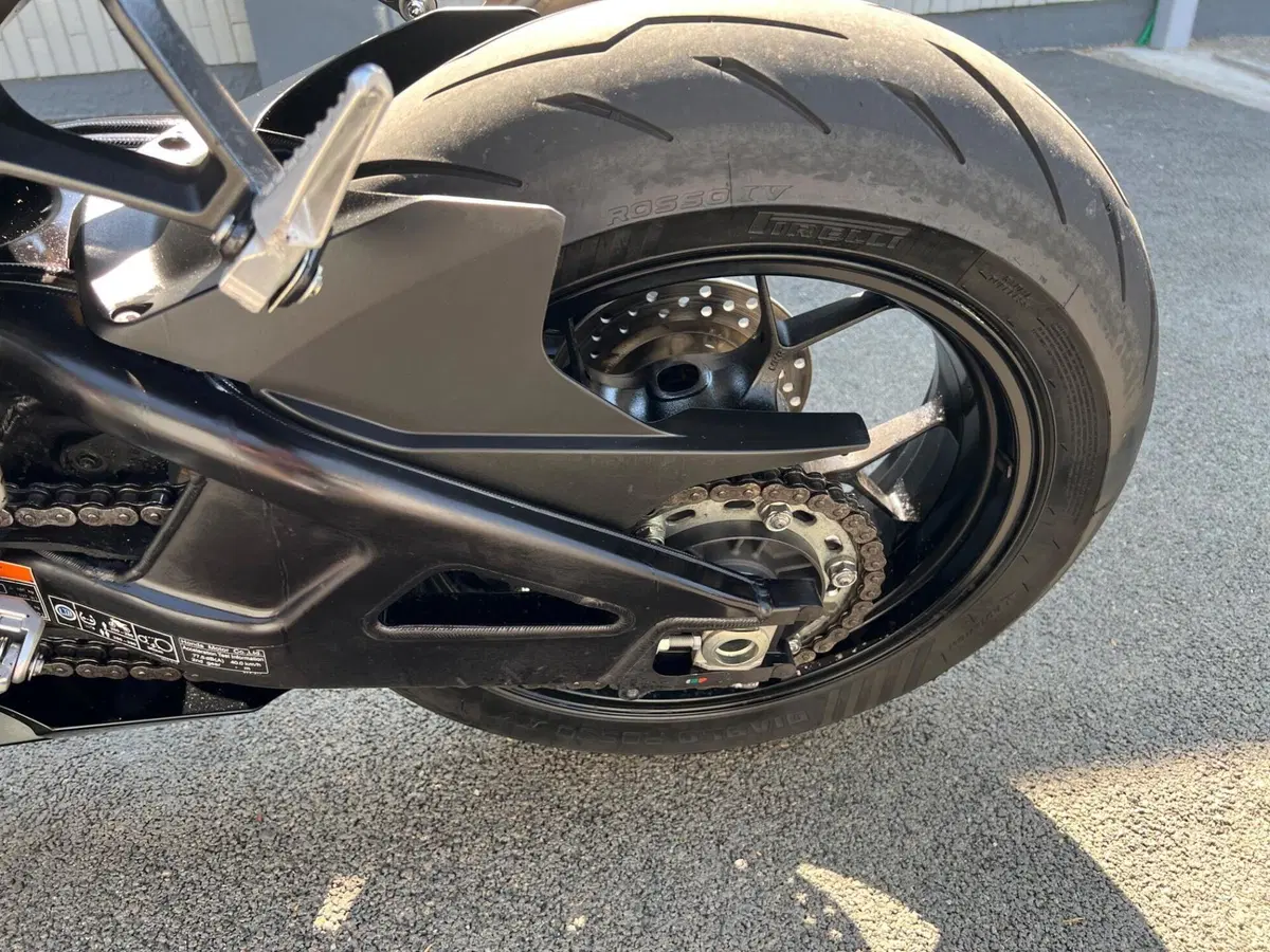 Honda CBR 1000 RR-R Fireblade (2020 - 21) (19)