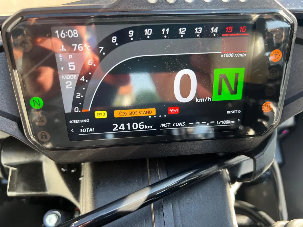 Honda CBR 1000 RR-R Fireblade (2020 - 21) (5)