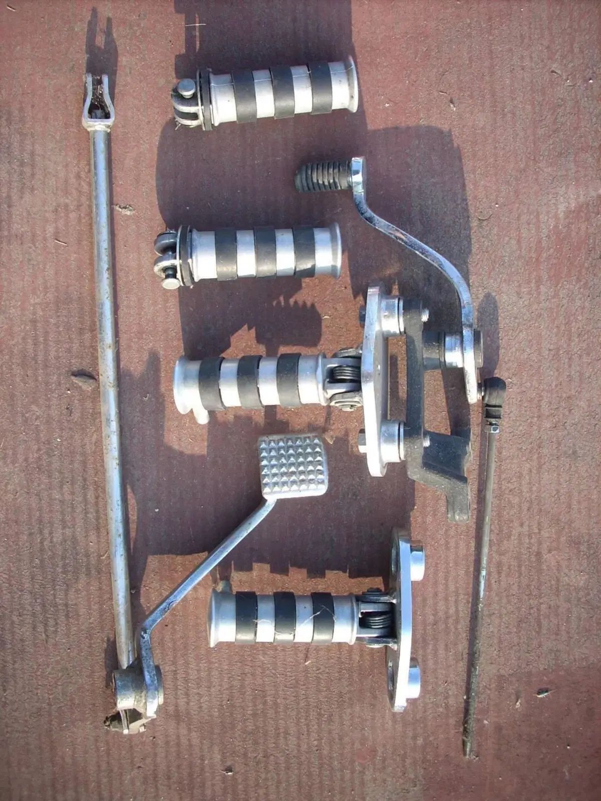 Ricambi Usati Originali Honda VT 750 Pedane e Coma (2)