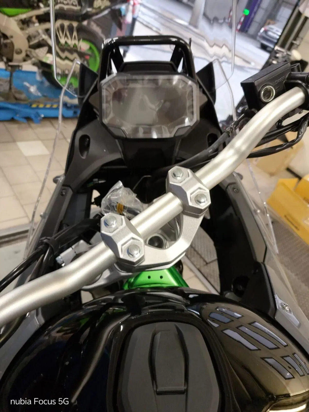 Kawasaki KLE 500 SE (2026) (5)