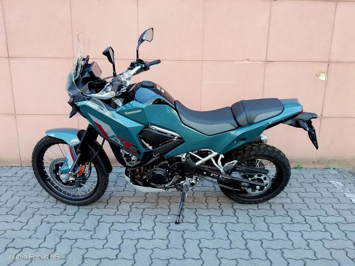 Kawasaki KLE 500 SE (2026) (2)