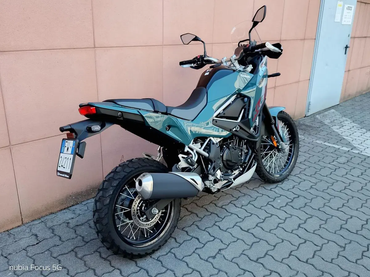 Kawasaki KLE 500 SE (2026) (3)
