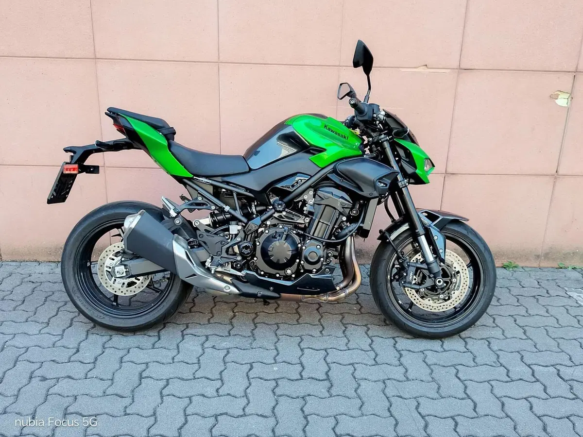 Kawasaki Z 900 (2025 - 26)