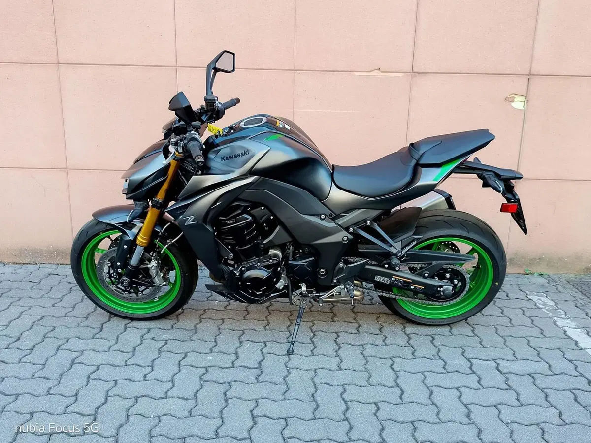 Kawasaki Z 1100 SE (2026) (2)