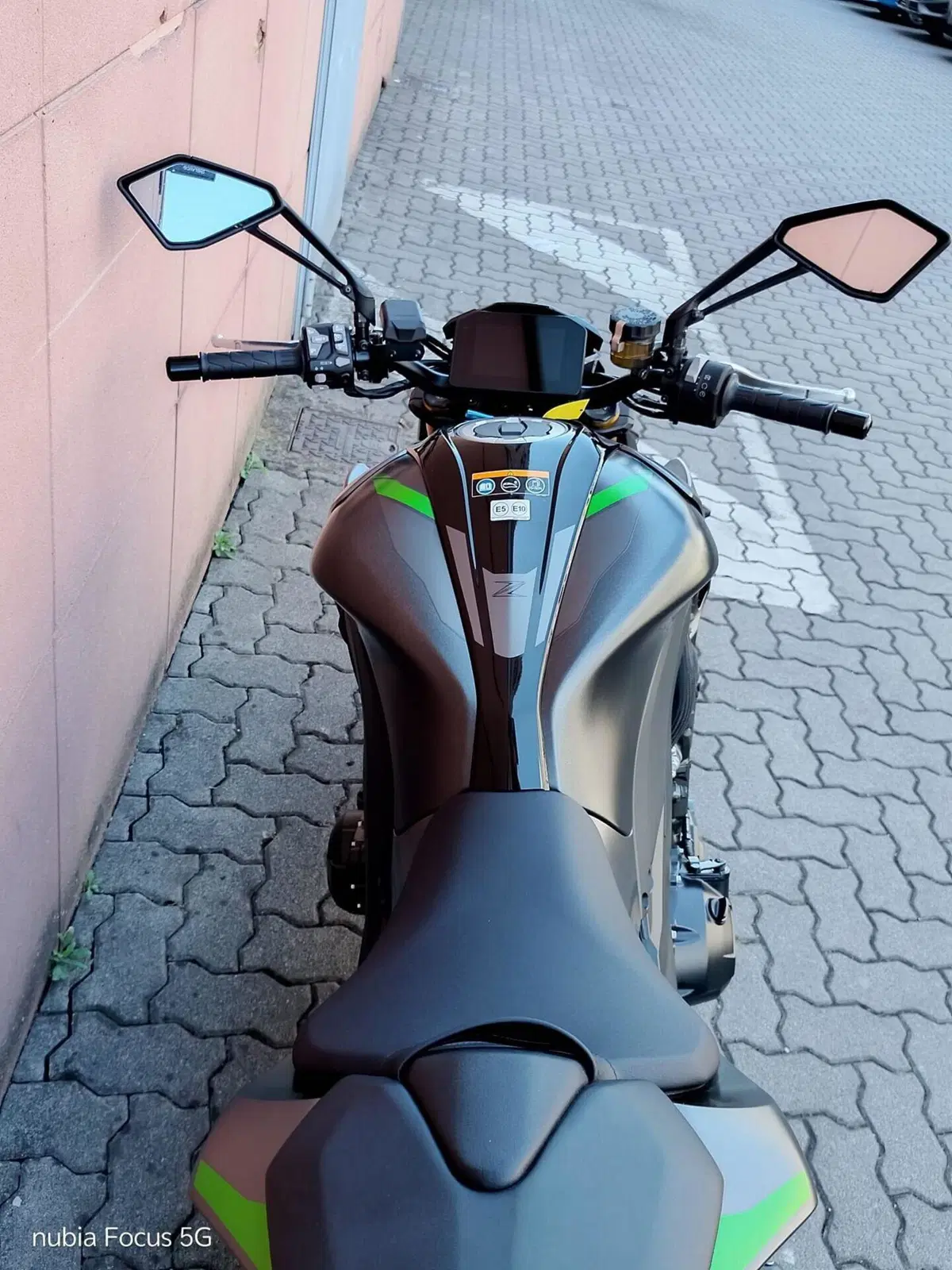 Kawasaki Z 1100 SE (2026) (6)